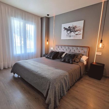 Emerald Apartment - Spacious Modern 2 Bedroom Benalmádena Esterno foto